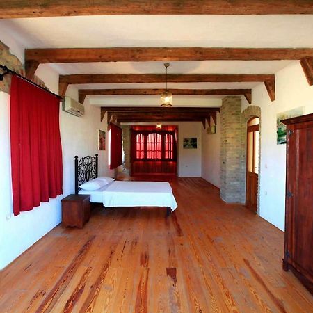Side Cottagehause Экстерьер фото