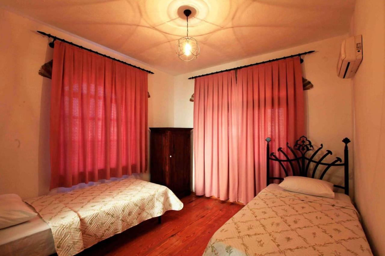 Side Cottagehause Экстерьер фото